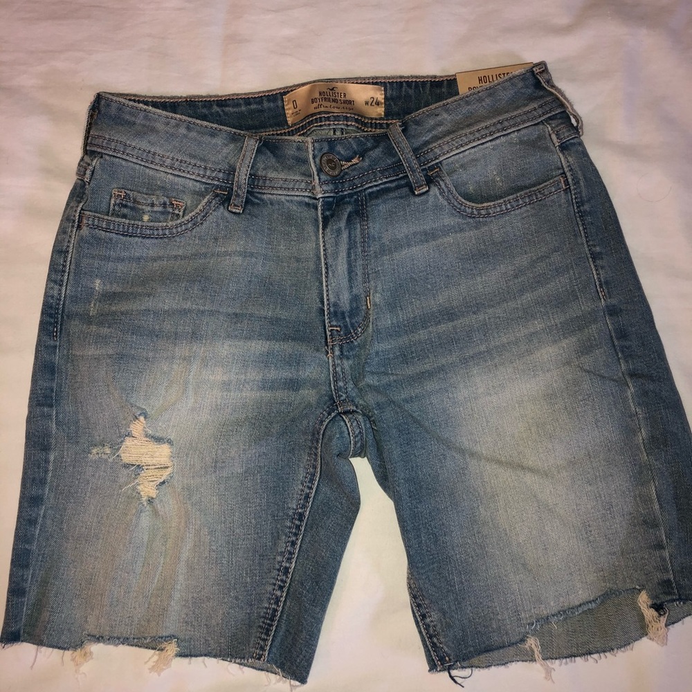 NWT HOLLISTER boyfriend jean short Sz 0 W24 frayed